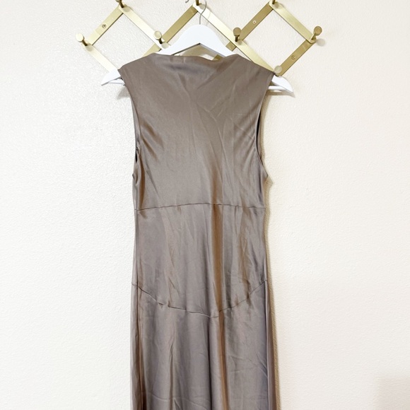 NWT Reformation Dessa Satin Maxi Slip Cowl Bias Neck Dress in Taupe size 10 - Picture 10 of 13